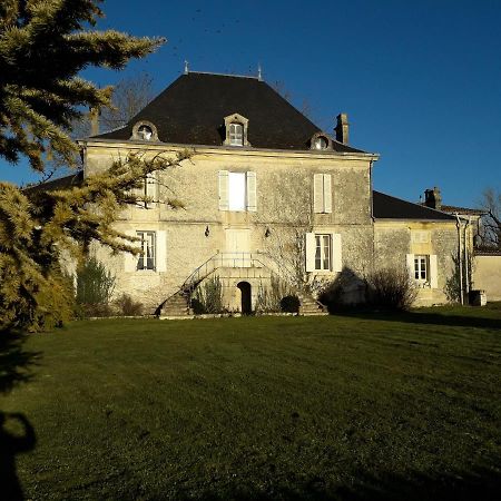 Chateau De Varaize Esterno foto